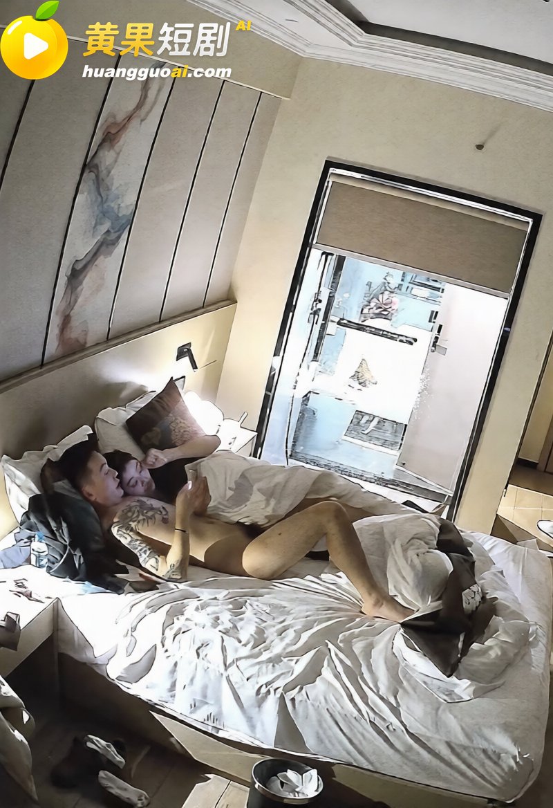 钟点房偷拍绝美少妇出 8
