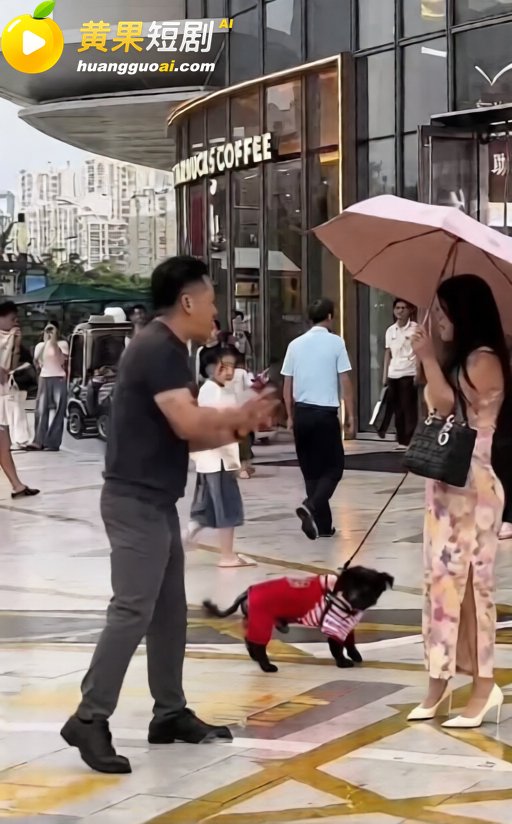 漳州商场门口当街对骂 7