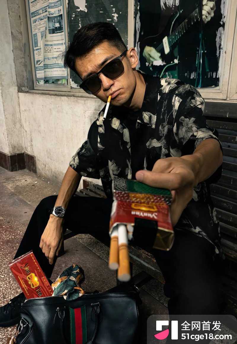 抖音百万网红 刘大炮 4