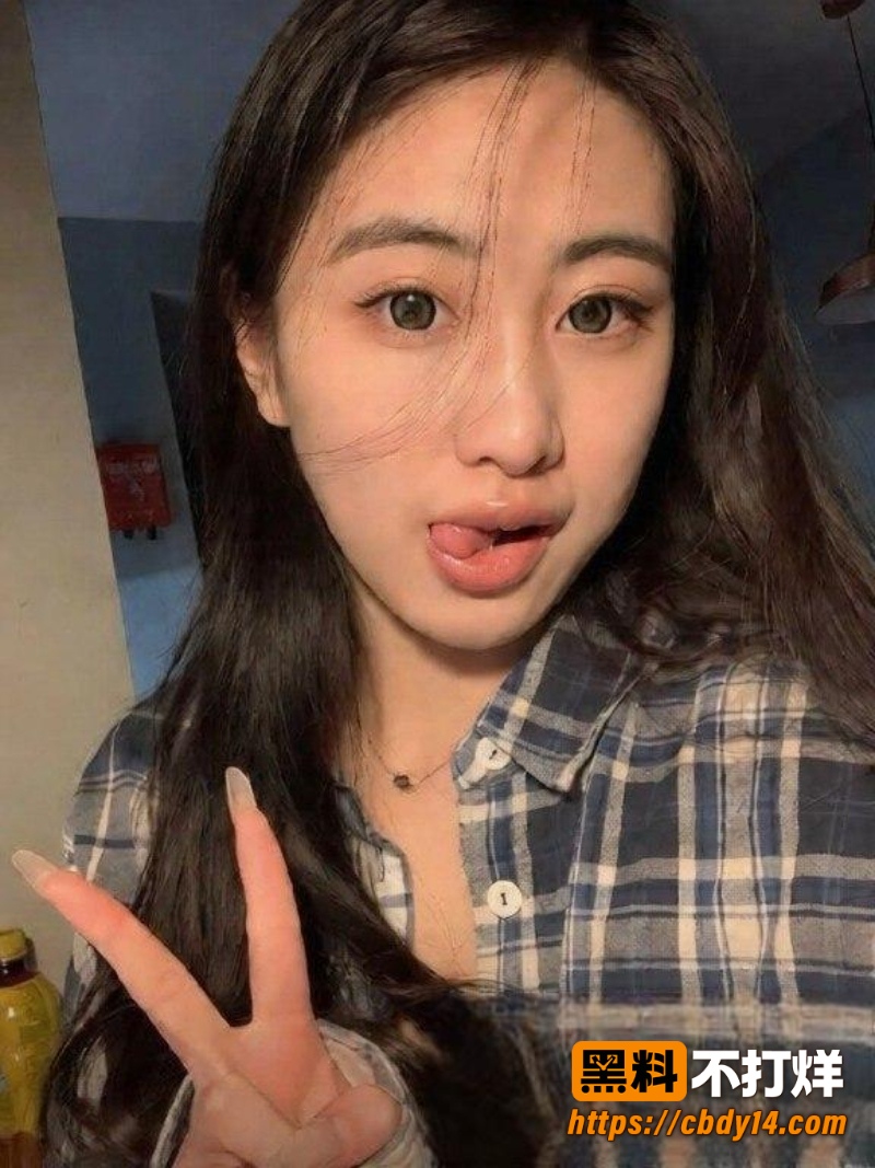 前女友实名指控细节被逐一翻出
