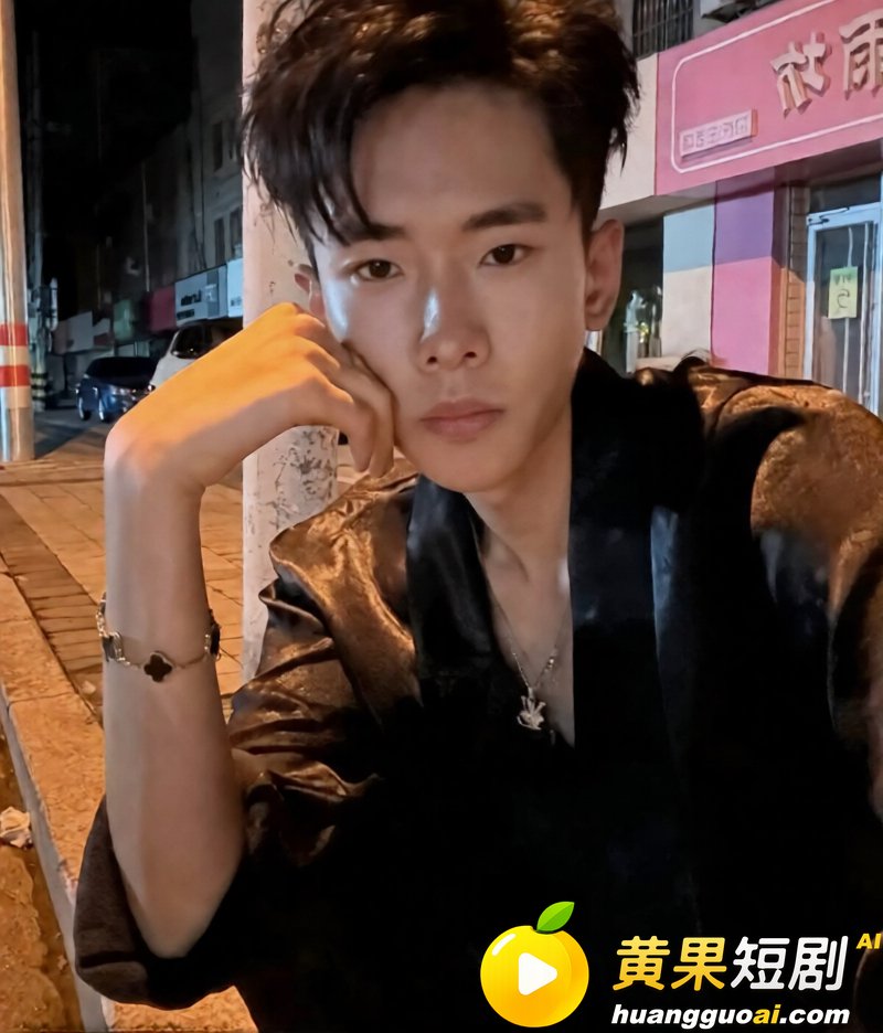 抖音网红 徐芊忆 被 8