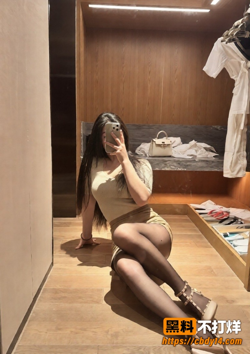 前女友实名指控细节被逐一翻出